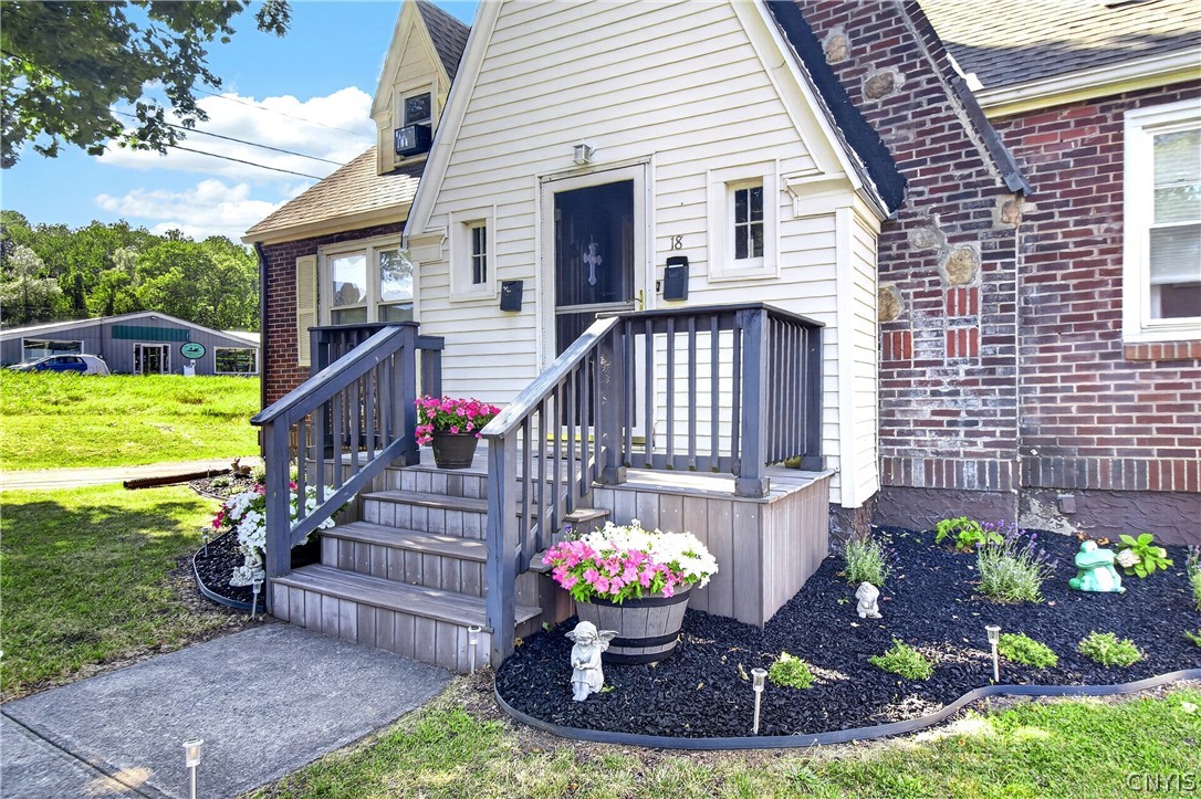 18 Fairdale Pl — photo