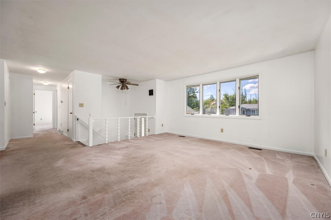 8942 Ash Lane — photo