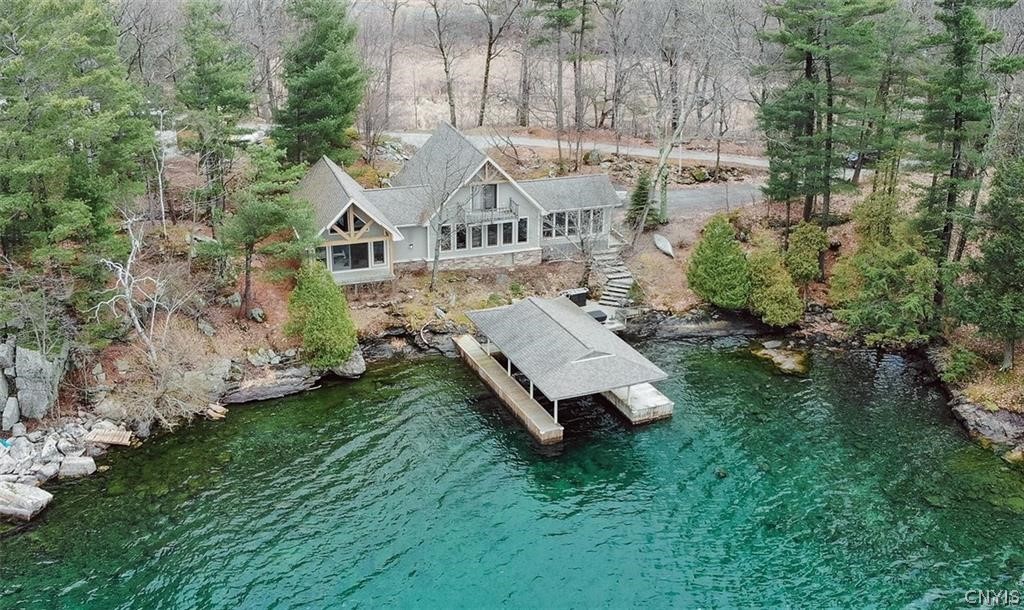 25 Chippewa Point Road East — photo