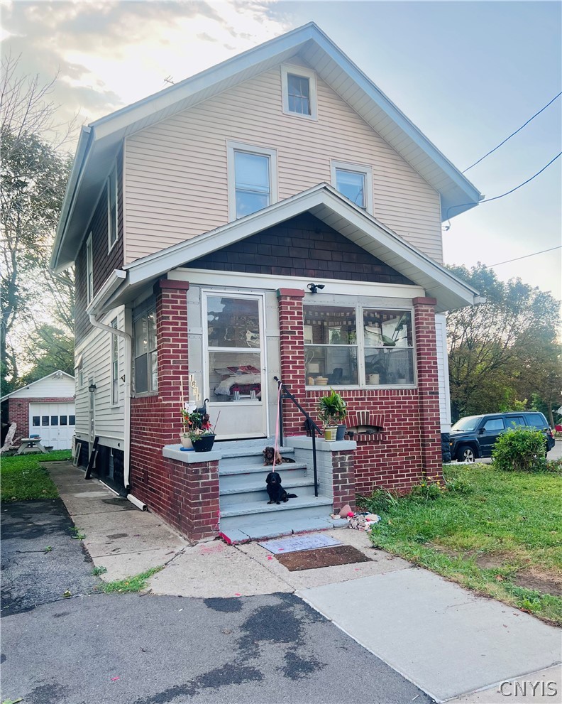1831 Butternut Street — photo