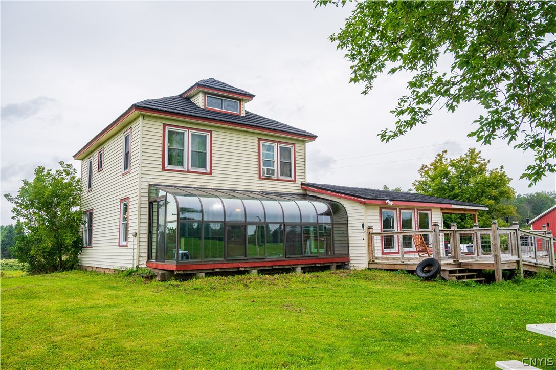10318 Beaver Meadow Road — photo