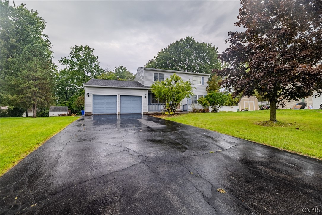 7679 Glenview Drive — photo