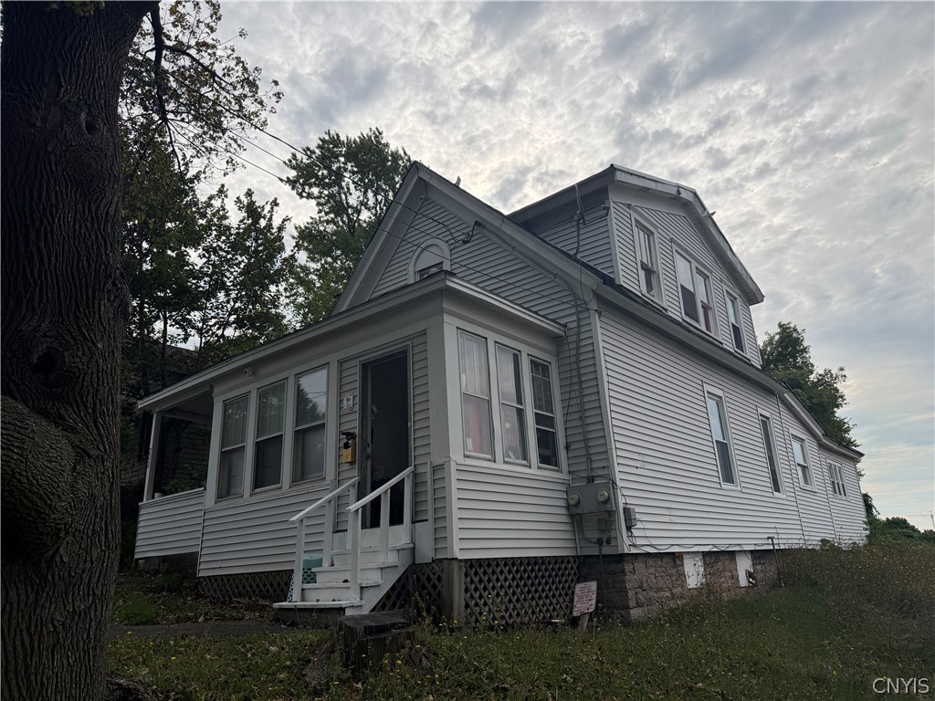 202 Union Avenue — photo