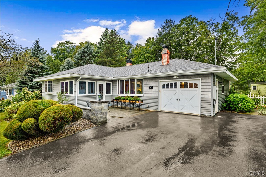 725 Ravine Drive — photo