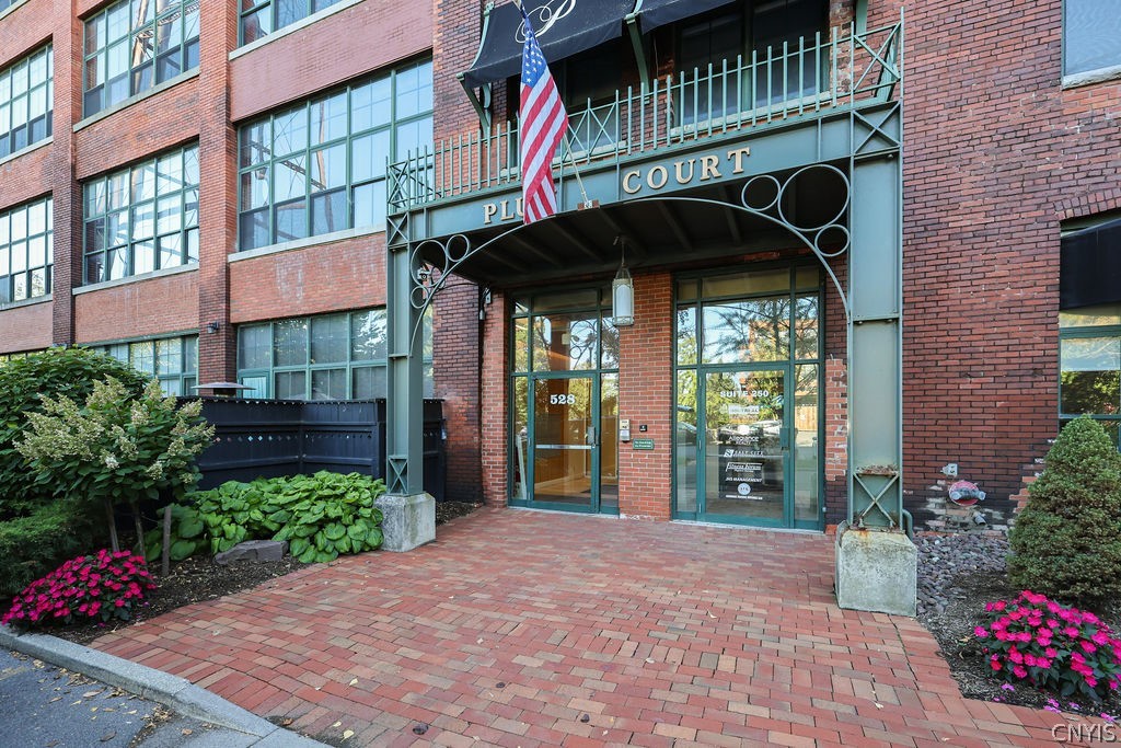 526 Plum Street 404 — photo