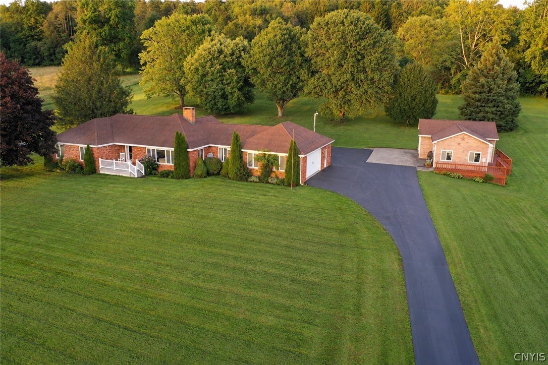 5722 County Road 48 — photo