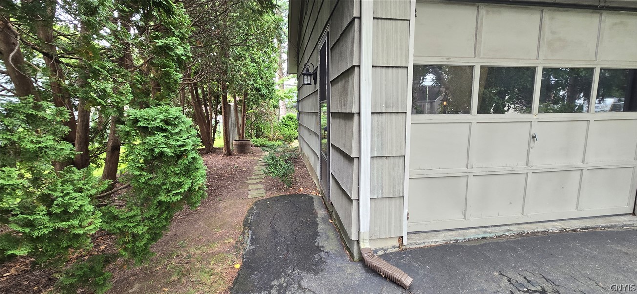 308 Washburn Drive — photo