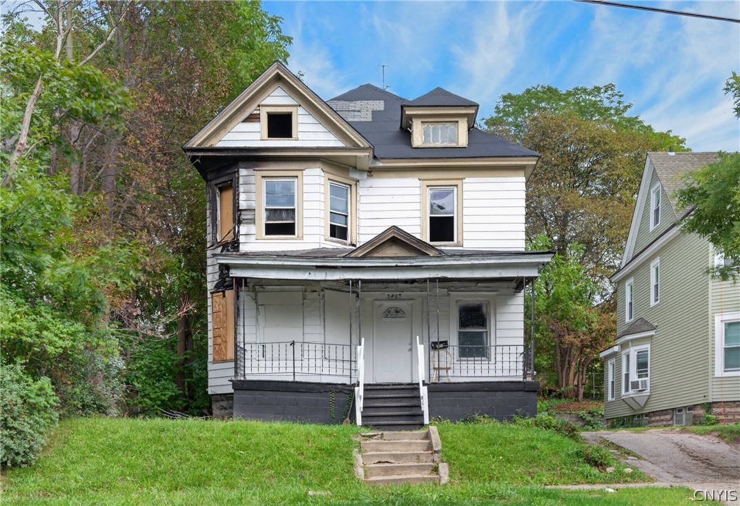 2407 South State Street — photo