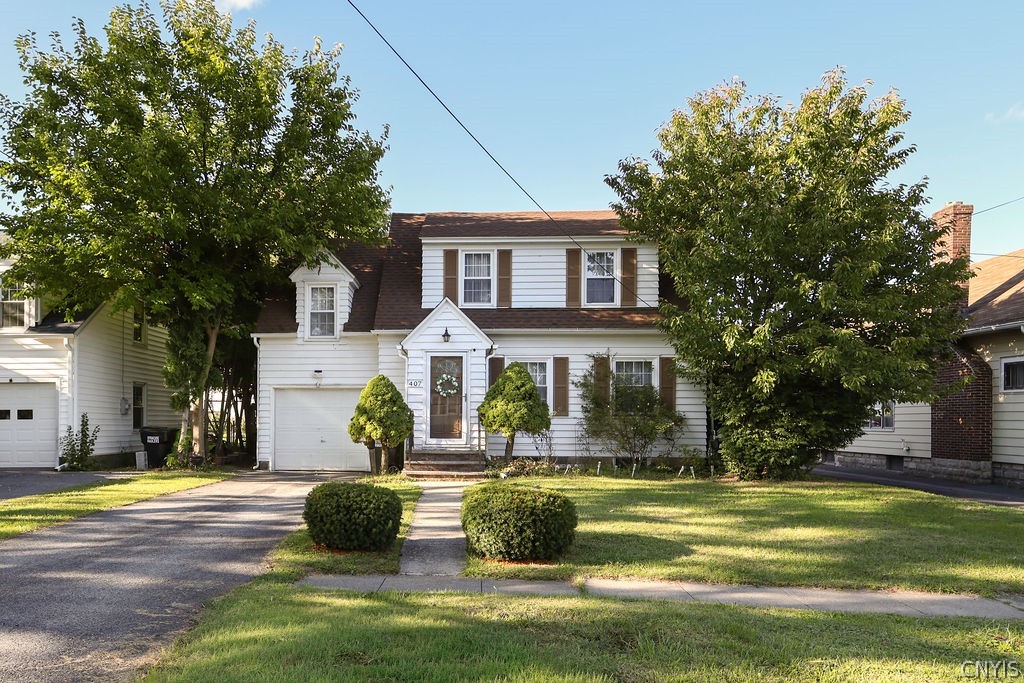 407 Berwick Road South — photo