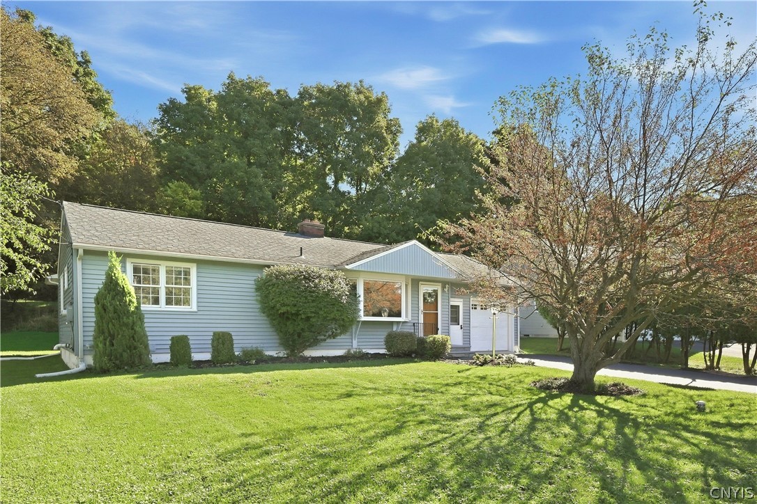 106 Mansfield Drive — photo