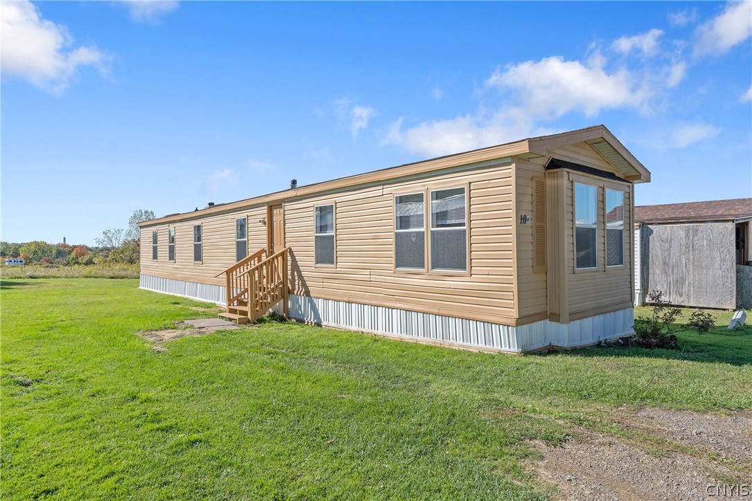 956 Middle Road Unit 10W — photo