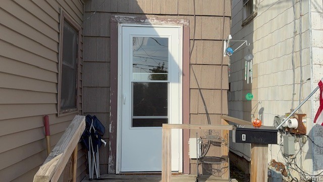 147 E Main Street — photo