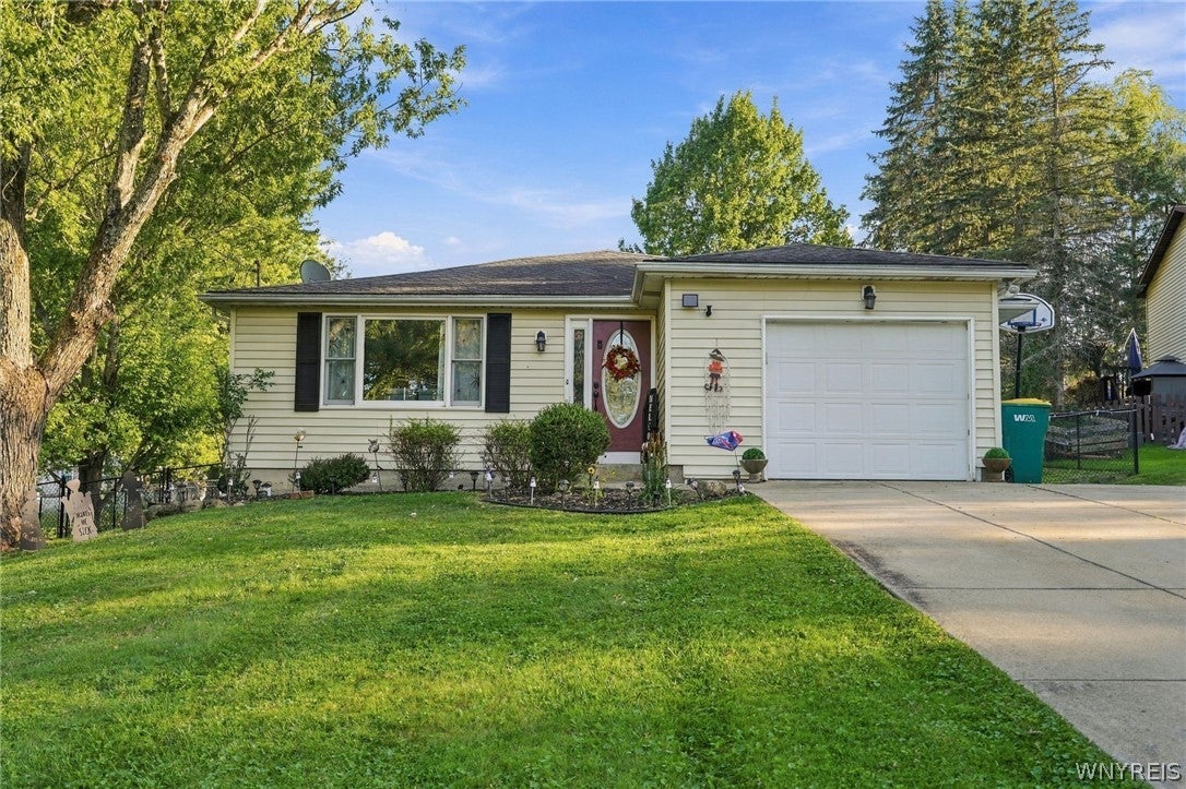 21 Fairlawn Court — photo