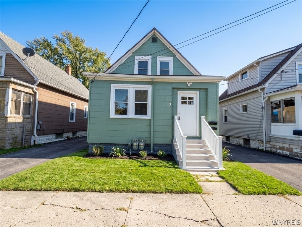 9 Alma Avenue — photo