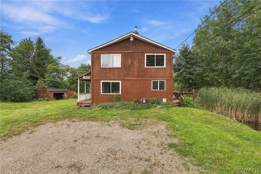 9470 Holland Glenwood Road — photo