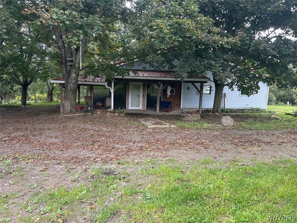 8352 Broadway Road — photo