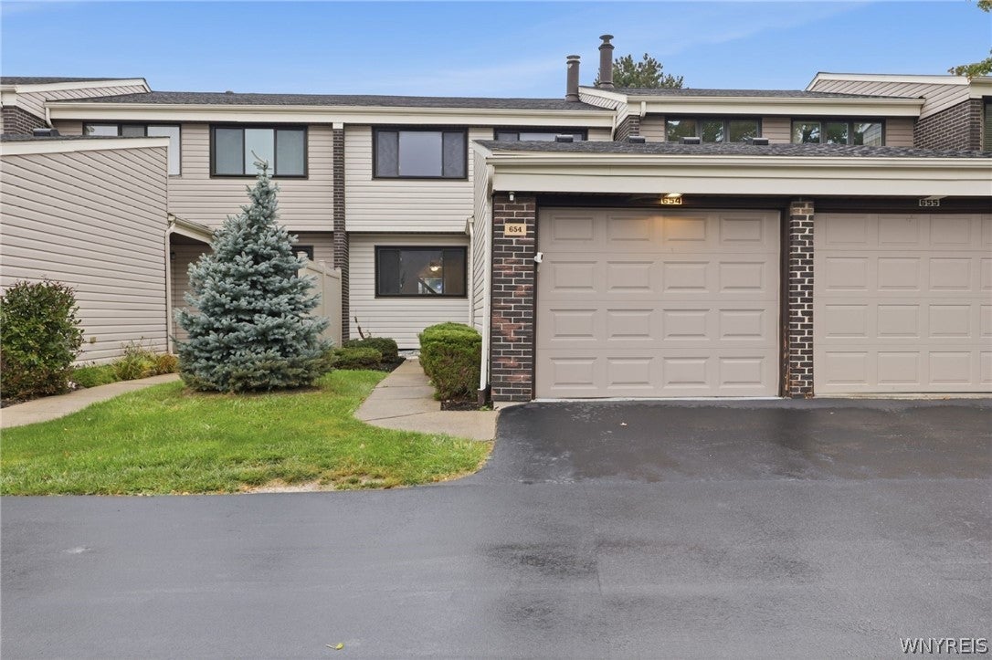 654 Honeydale Court — photo