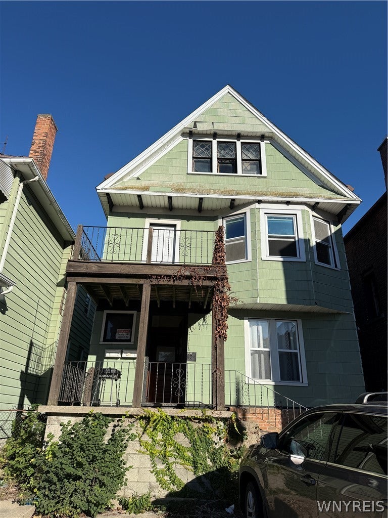 315 Grant Street — photo
