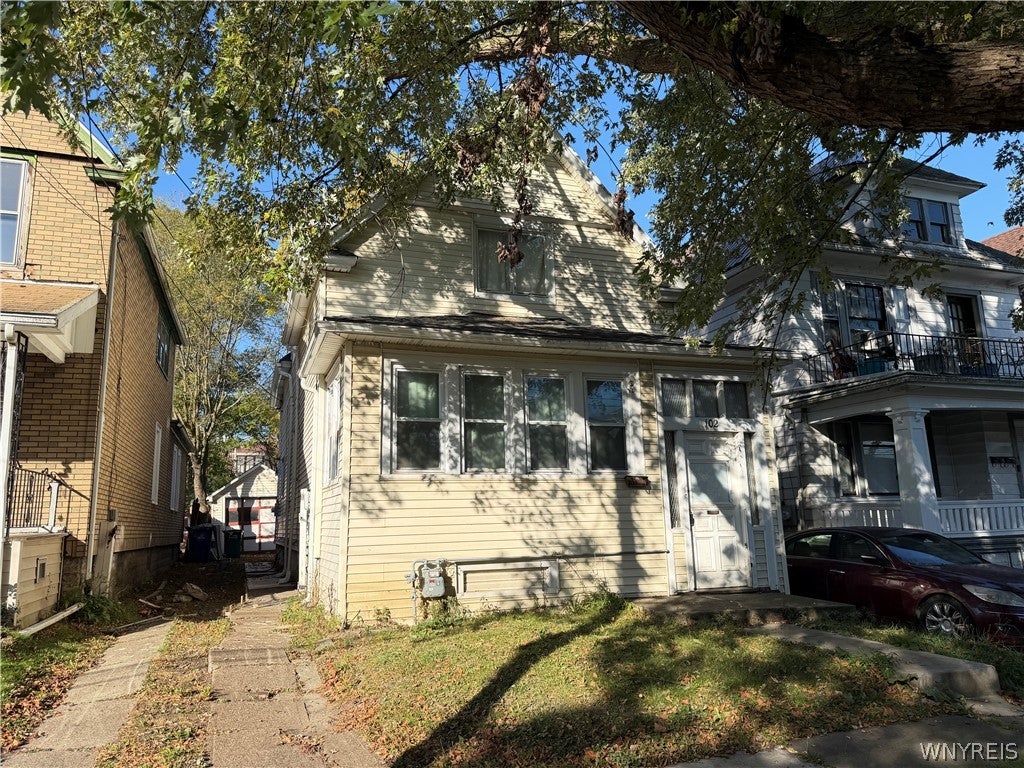 102 Briscoe Avenue — photo
