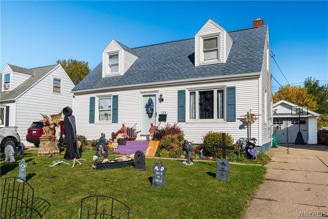 324 Ellen Drive — photo