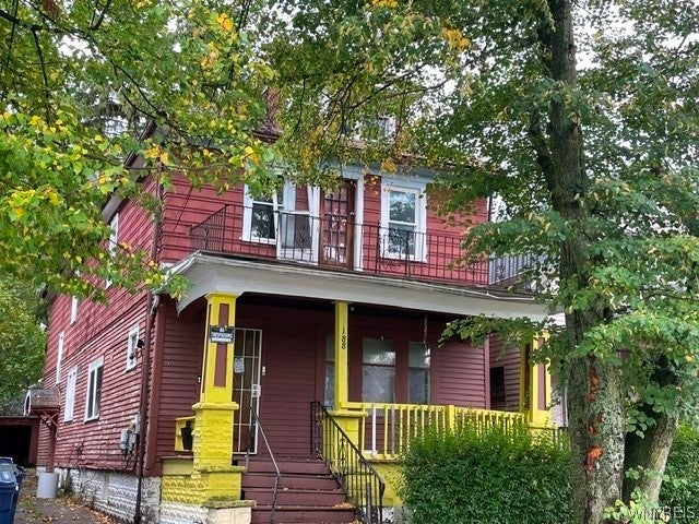 188 Strauss Street — photo
