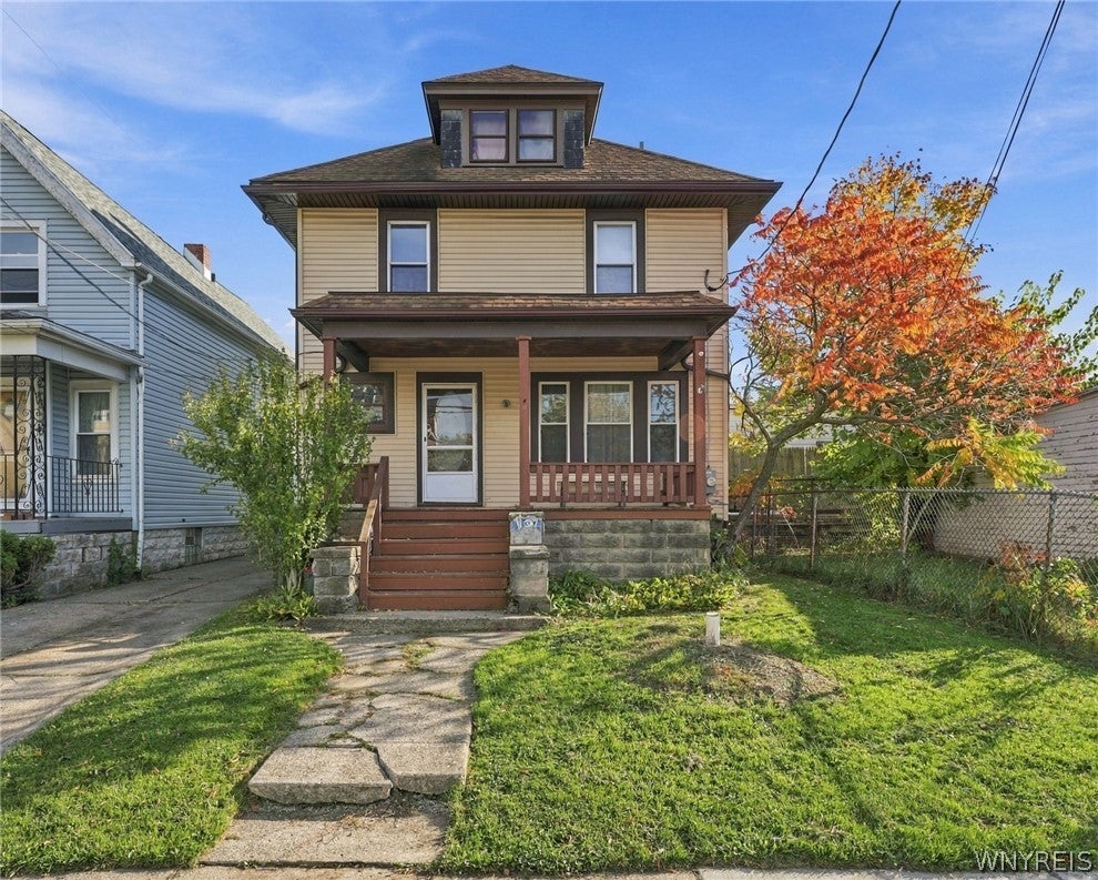 13 Hunt Avenue — photo