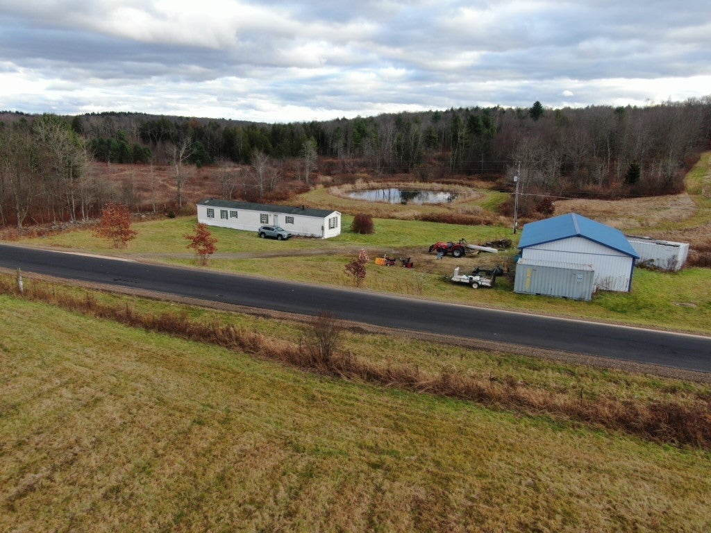 140 Round Pond Road — photo