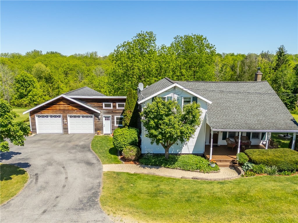 1014 Cornwall Road, Palmyra, NY 14522