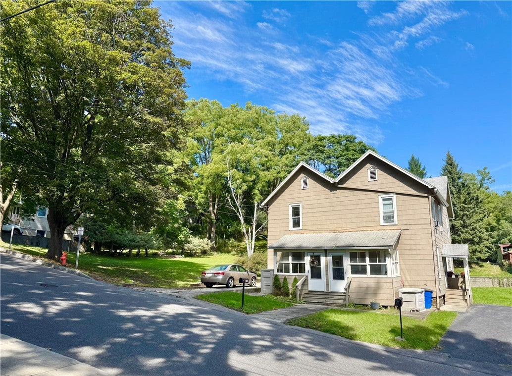 112-114 Sunrise Road — photo