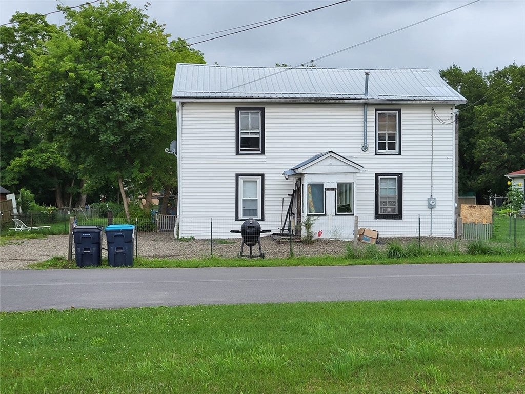 3 Lyons Street — photo