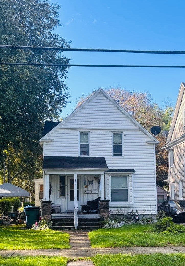 217 Masseth St — photo