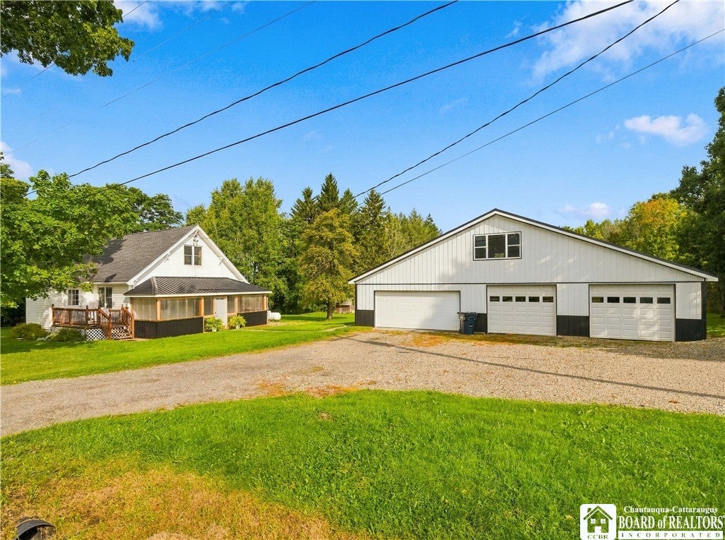 946 Oak Hill Road — photo