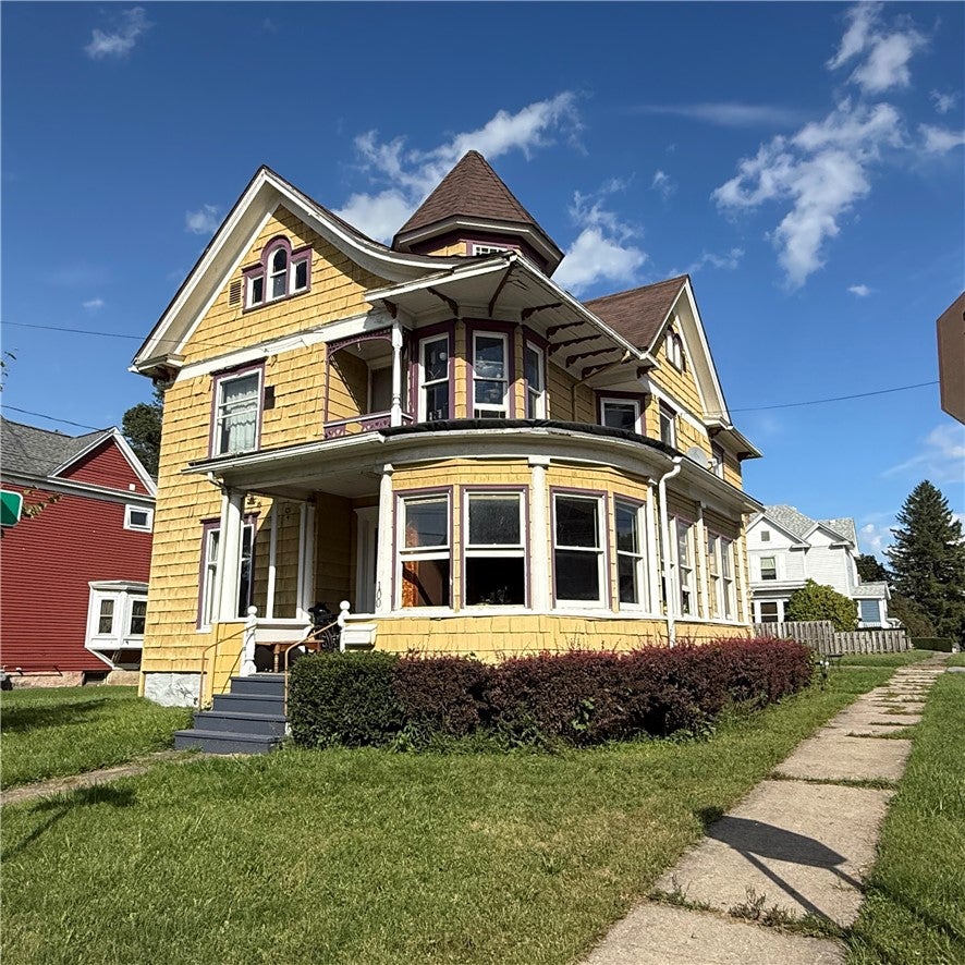 100 N Lackawanna Street — photo