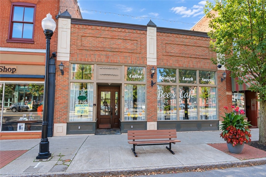 107-109 Fall Street — photo