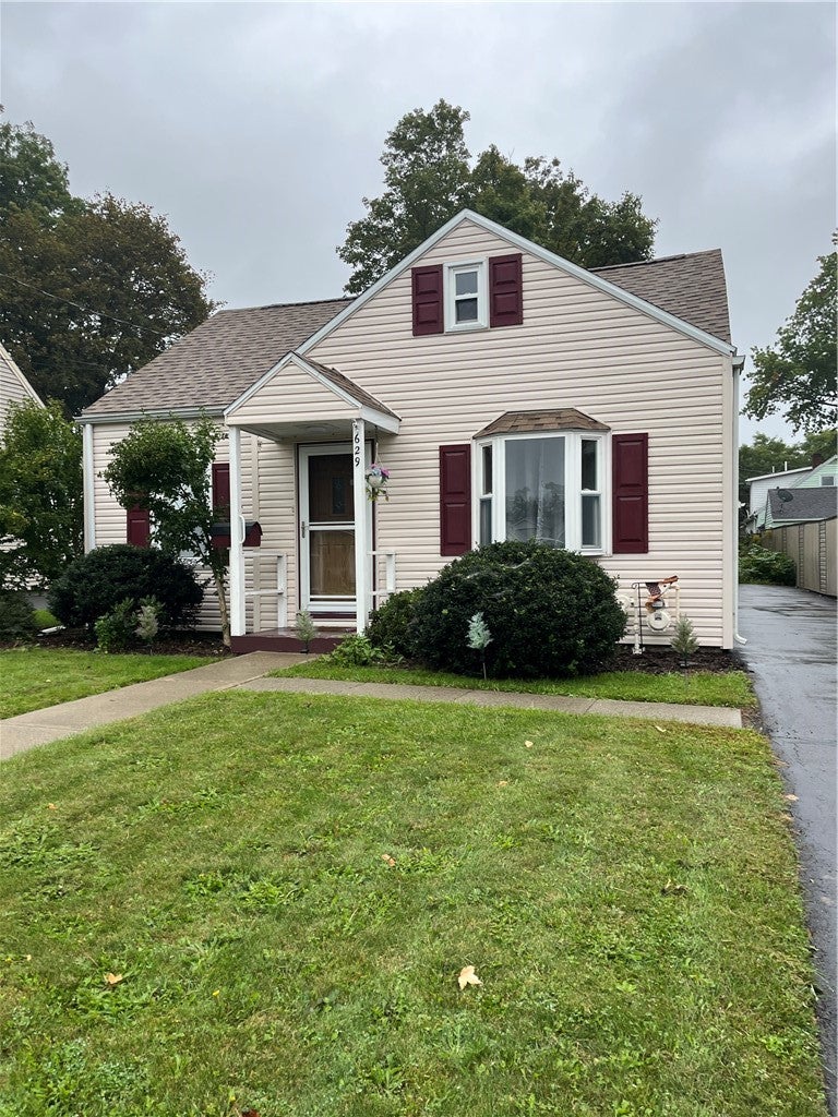 629 Mcdowell Place — photo