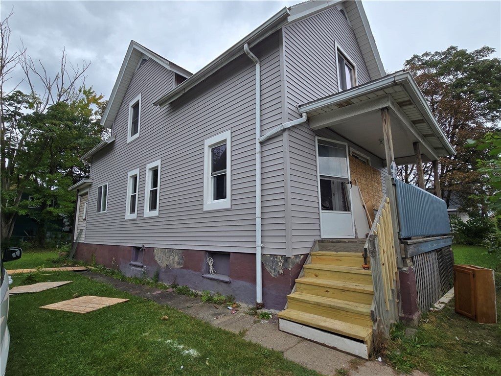 865 N Goodman Street — photo