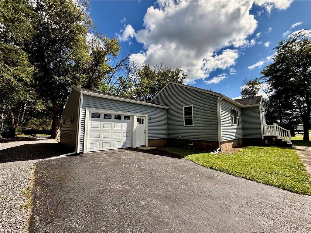 8807 Prole Road, Stafford, NY 14020 | Realty.com
