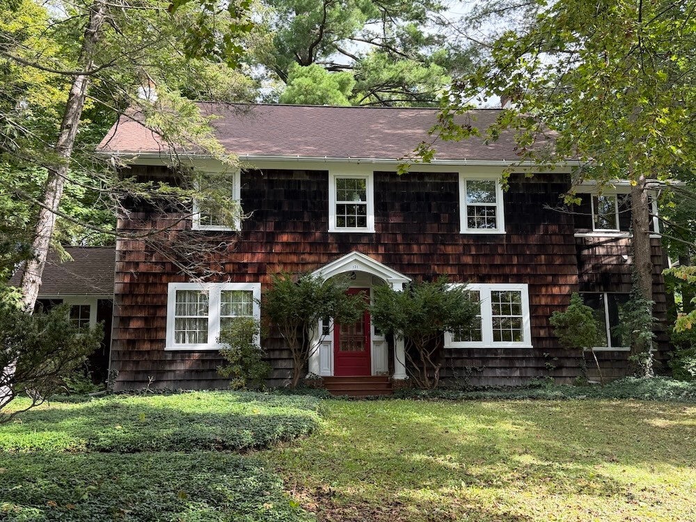 121 Kelvin Place — photo