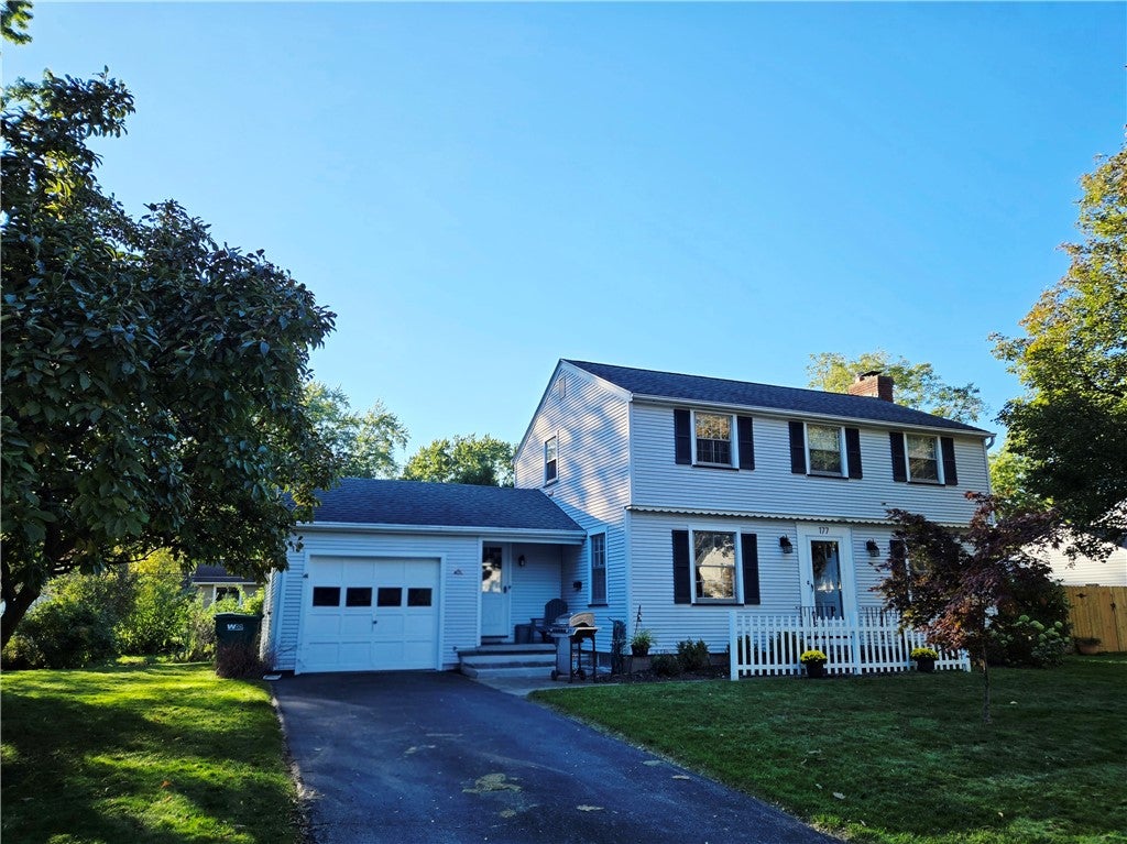 177 Green Meadow Drive — photo