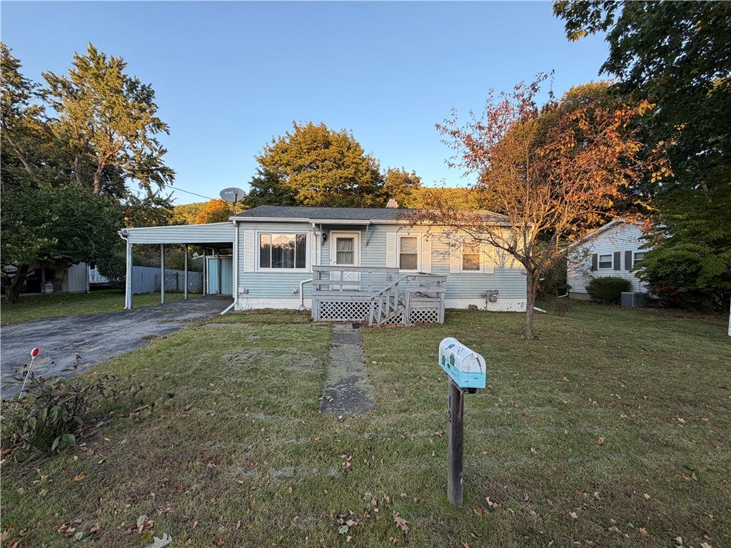 12 Sonnyside Drive — photo