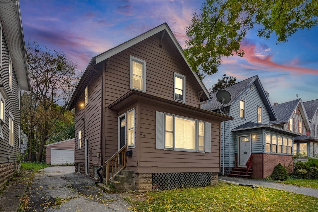 639 Emerson Street — photo