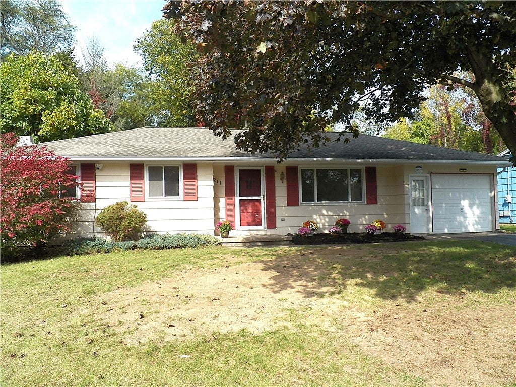 211 Shadmore Drive — photo