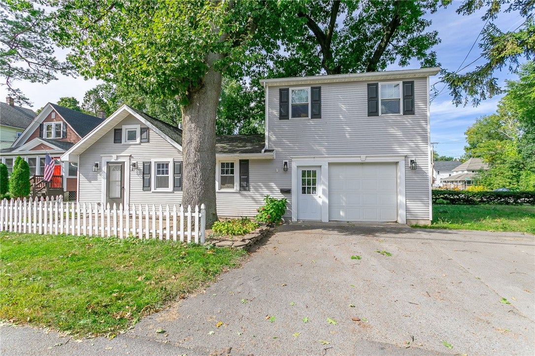 263 Point Pleasant Road, Irondequoit, NY 14622
