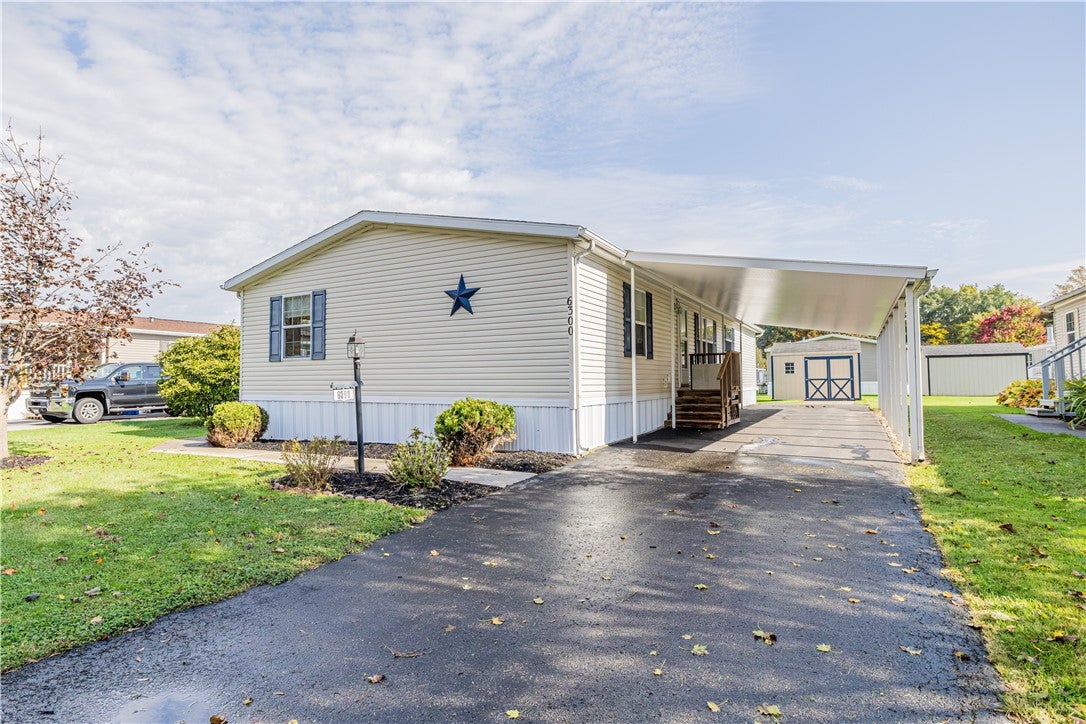 6300 Whispering Woods Drive — photo