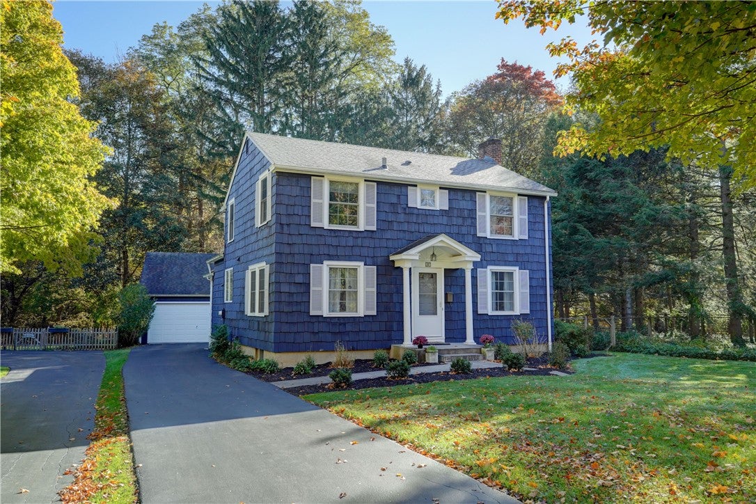 27 Lafayette Parkway — photo
