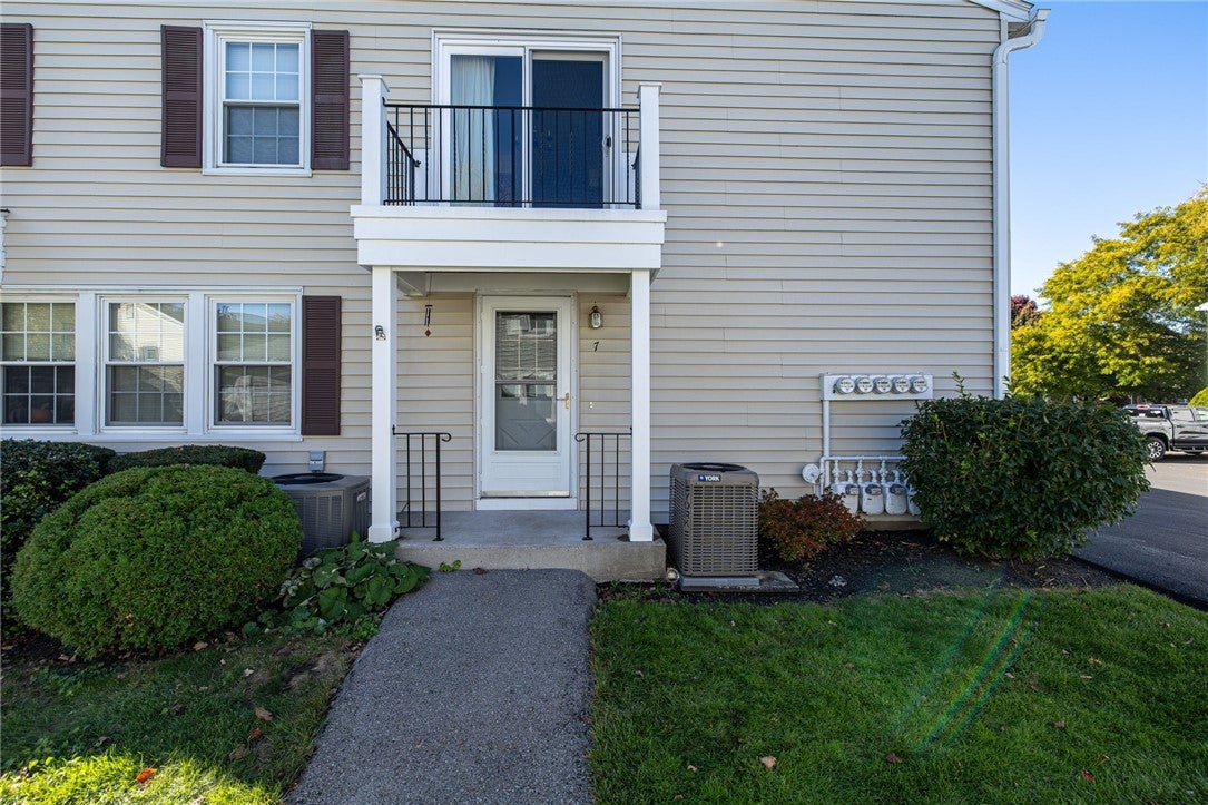 7 Eagle Lane — photo
