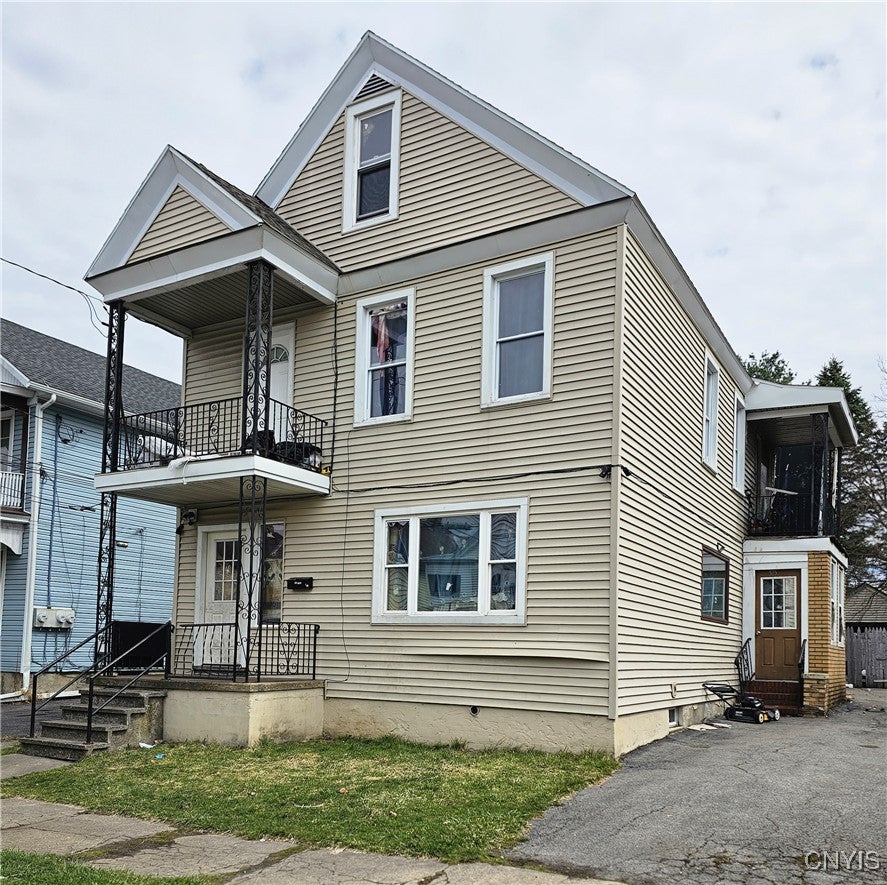 515 Nichols Street — photo