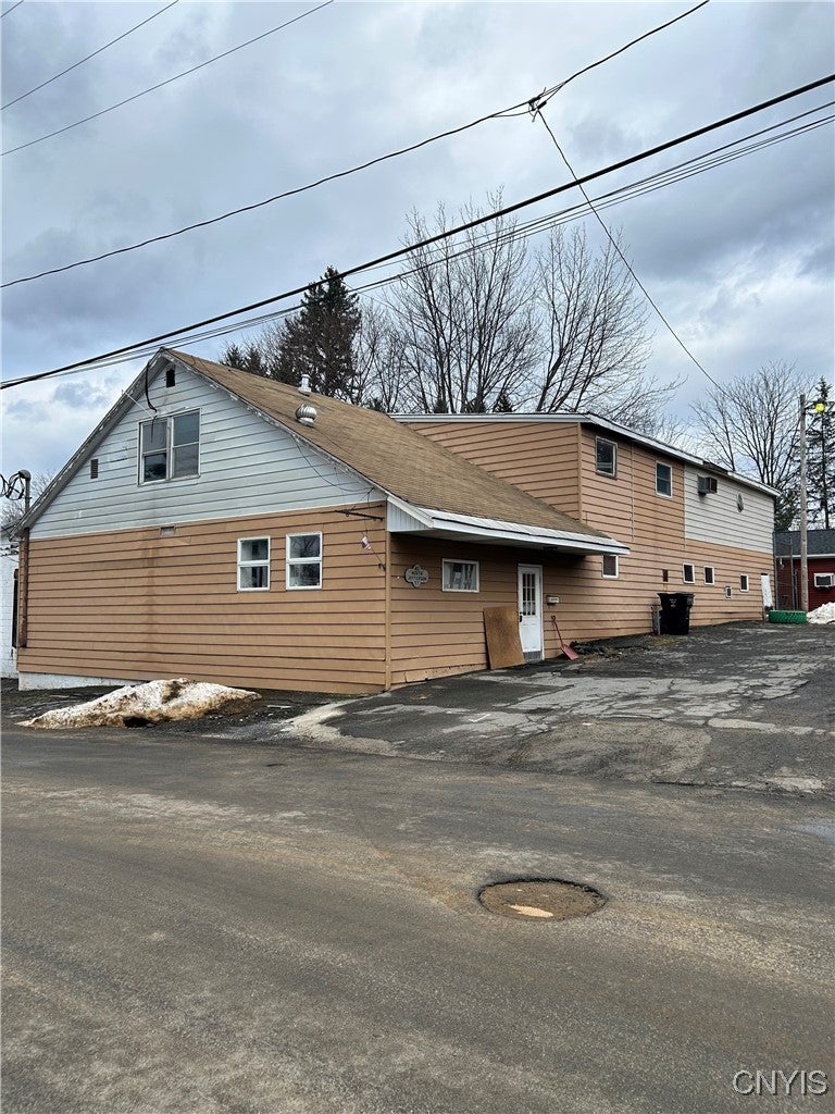80 N Jefferson Street — photo