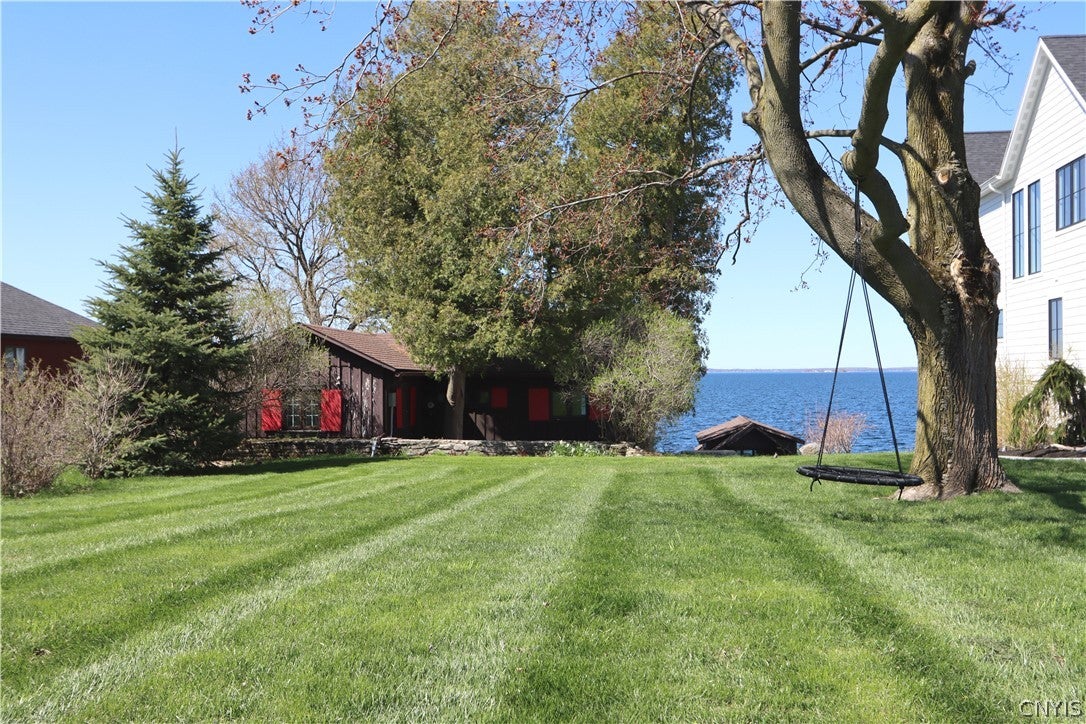 10401 Bayshore Drive — photo