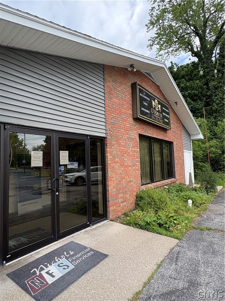 438 E Union, Arcadia, NY 14513 — photo 2